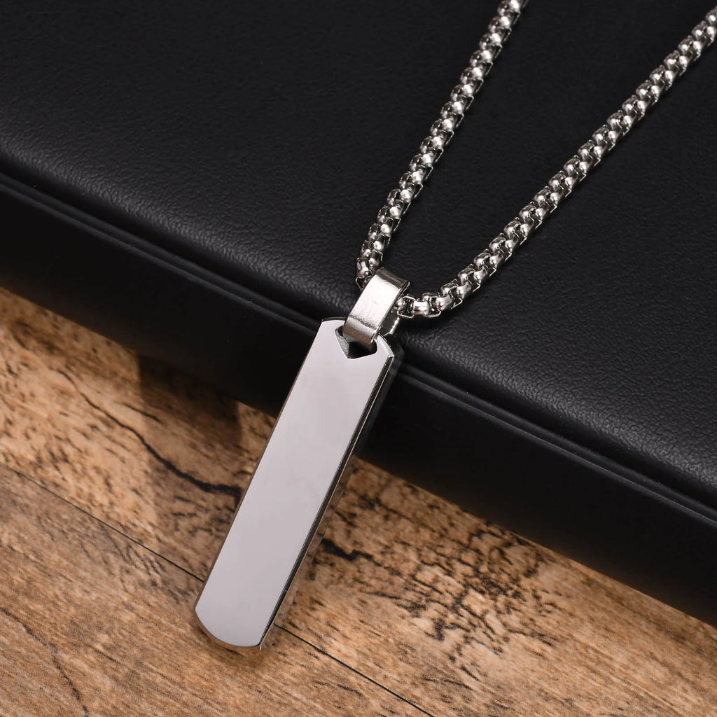 Colar Masculino Vertical Personalizado Identity Bar™